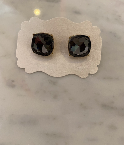 Pavé Seed Pearl Posts