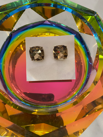 Pavé Seed Pearl Posts