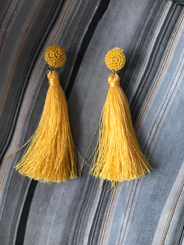 Pavé Seed Pearl Posts