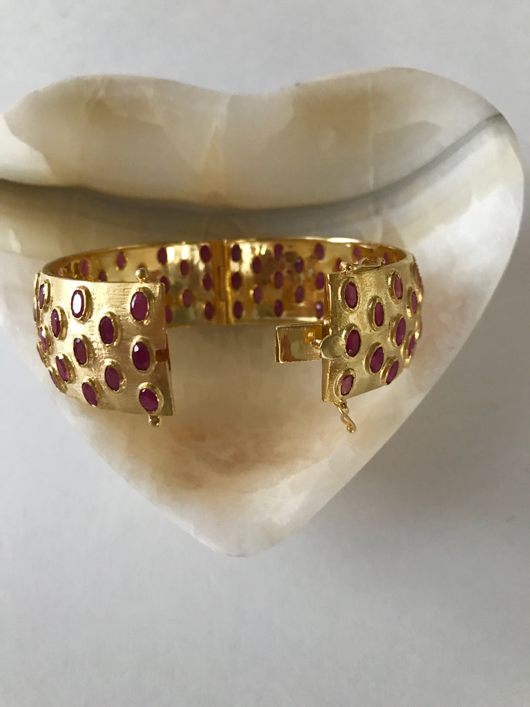 Canon Bangle Bracelet in Ruby - Palme d'Or