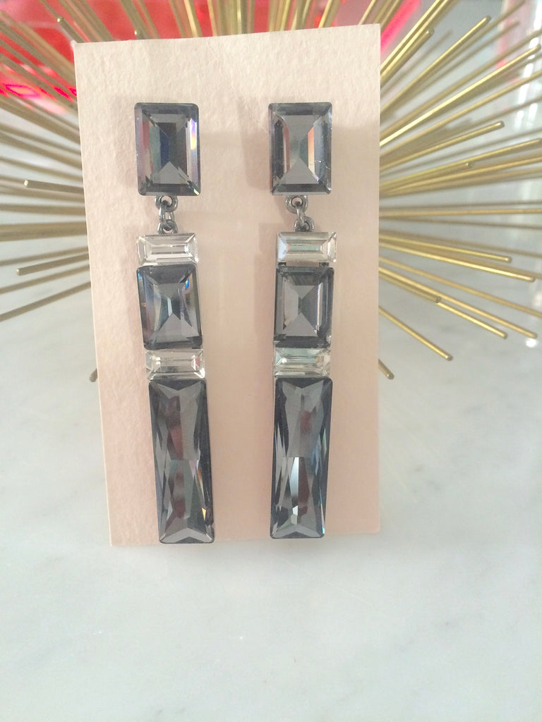 Delfina Drops in smoke