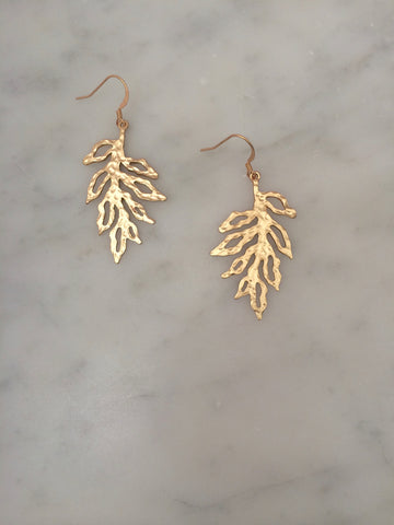 Pavé Seed Pearl Posts