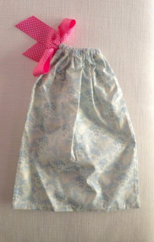 Pavé Seed Pearl Posts