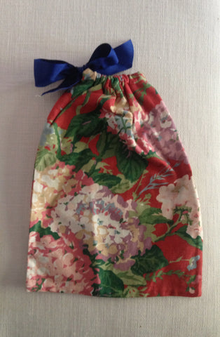 Pavé Seed Pearl Posts