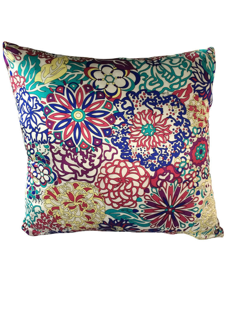 Pucci pillows top